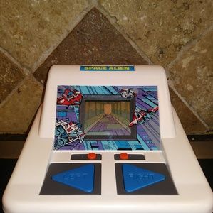 Space Alien Game vintage